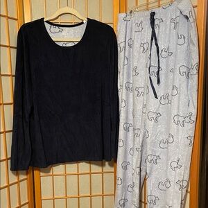 Croft & Borrow Size XL Cozy Navy Blue Long Sleeve Top & Light Blue Pajama Set